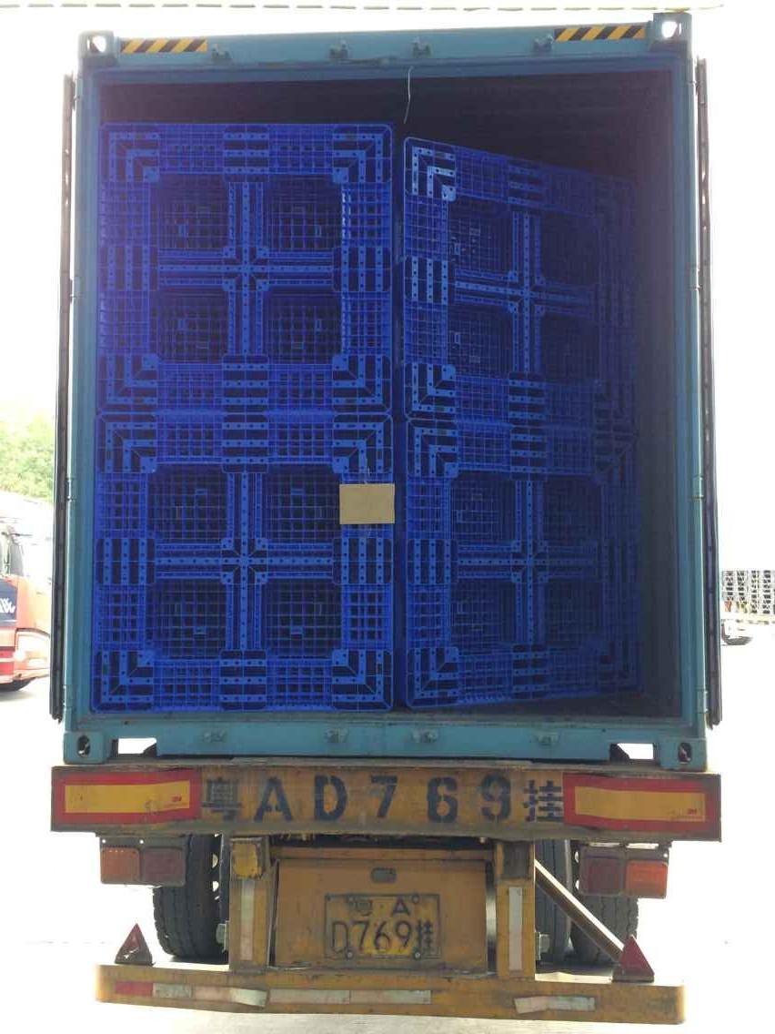 一天连装四柜托盘出口